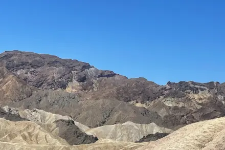 Kolorowe formacje Death Valley