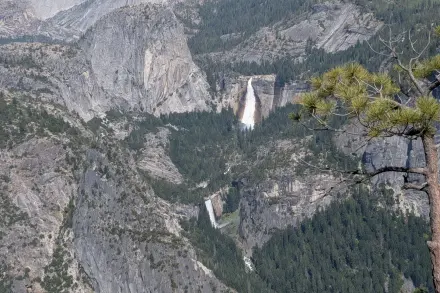 Wodospady Yosemite